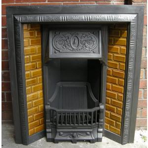 Edwardian Cast Tiled Fireplace Insert